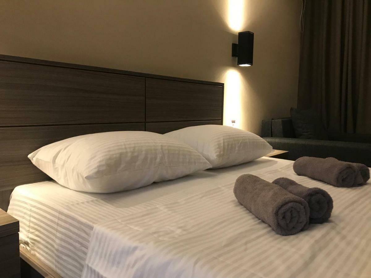 Luxury 4-Bedroom Apartment In The Center Tbilisi Luaran gambar