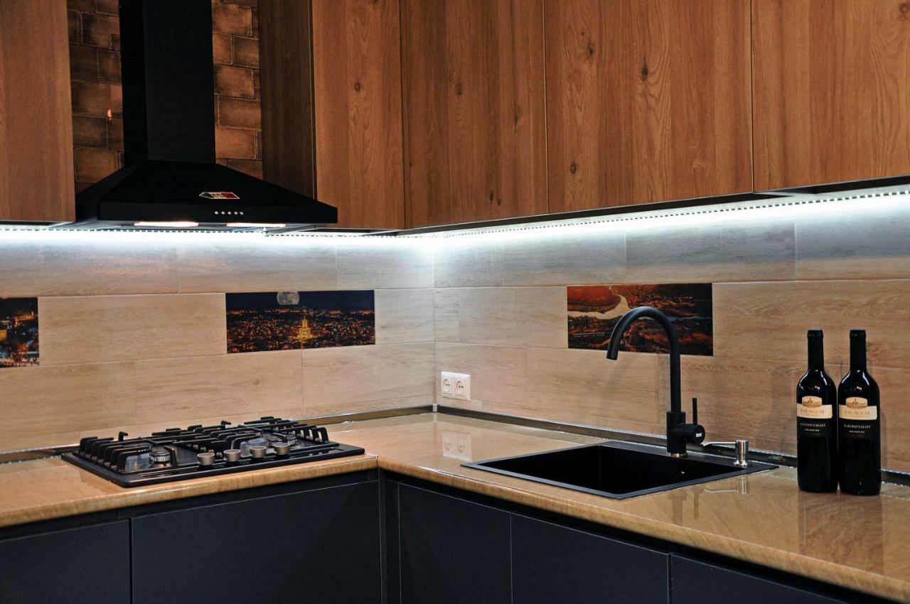 Luxury 4-Bedroom Apartment In The Center Tbilisi Luaran gambar
